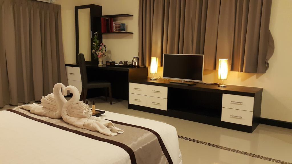 Leelawadee Modern Resort Huaykwang - ลีลาวดี ห้วยขวาง Bangkok Dış mekan fotoğraf