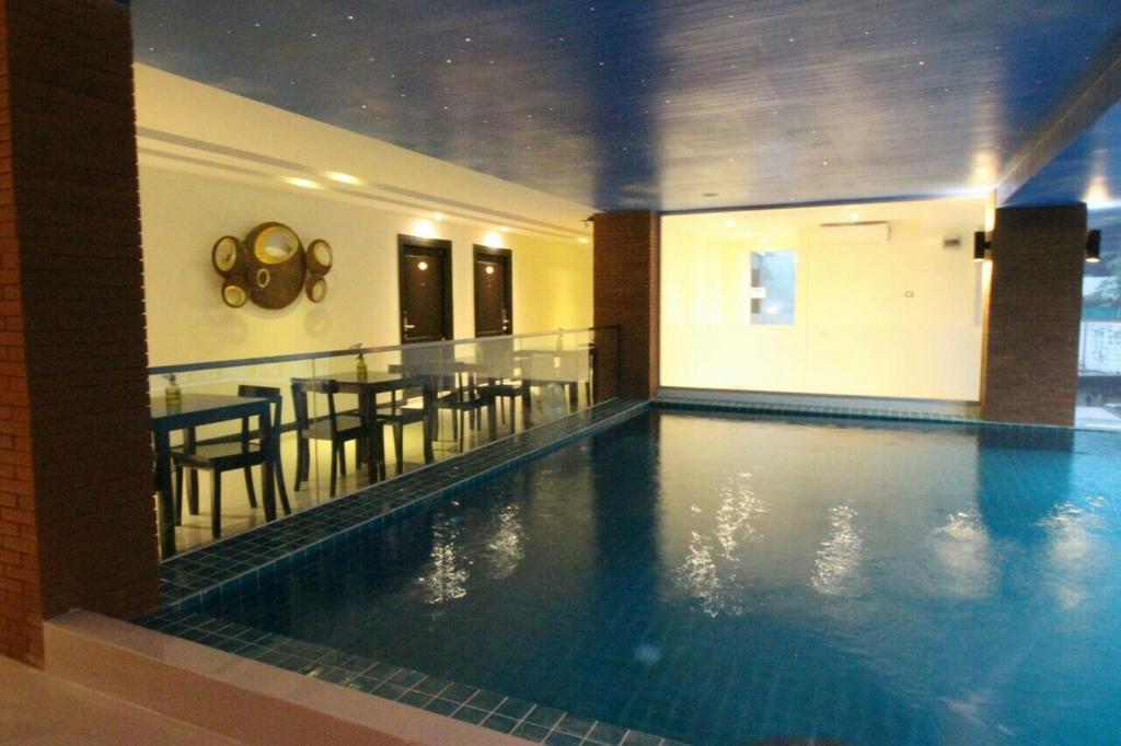 Leelawadee Modern Resort Huaykwang - ลีลาวดี ห้วยขวาง Bangkok Dış mekan fotoğraf