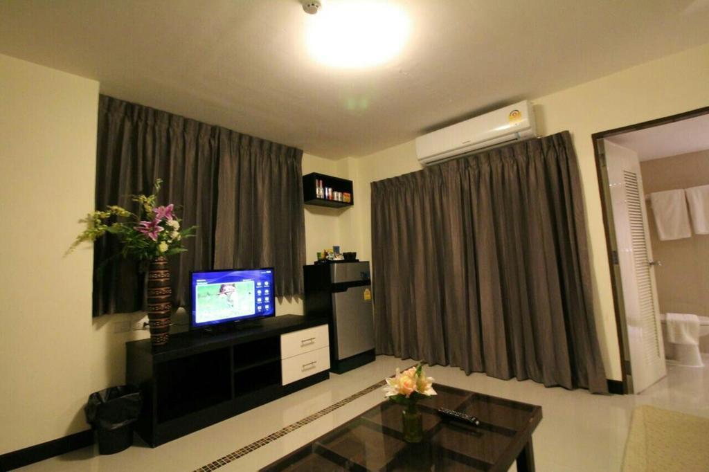 Leelawadee Modern Resort Huaykwang - ลีลาวดี ห้วยขวาง Bangkok Dış mekan fotoğraf