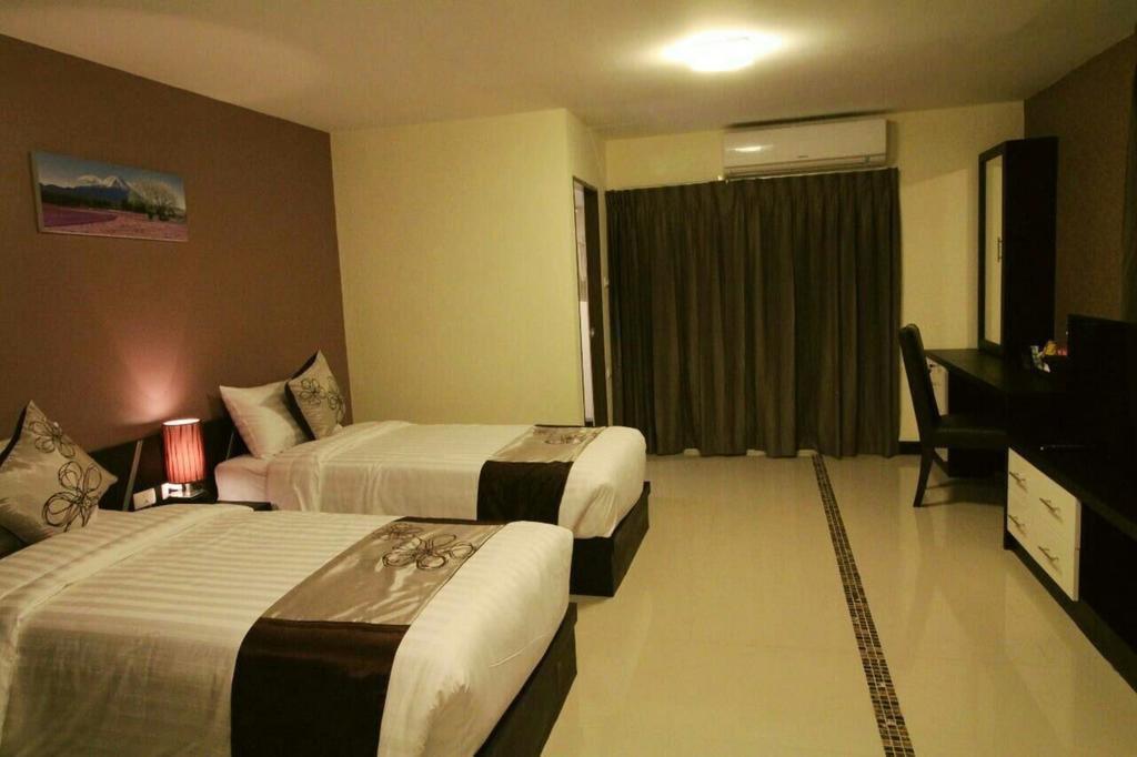 Leelawadee Modern Resort Huaykwang - ลีลาวดี ห้วยขวาง Bangkok Dış mekan fotoğraf