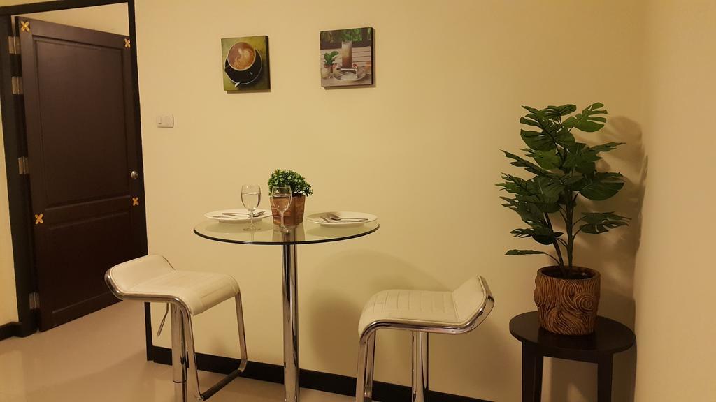 Leelawadee Modern Resort Huaykwang - ลีลาวดี ห้วยขวาง Bangkok Dış mekan fotoğraf
