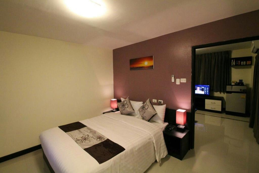 Leelawadee Modern Resort Huaykwang - ลีลาวดี ห้วยขวาง Bangkok Dış mekan fotoğraf