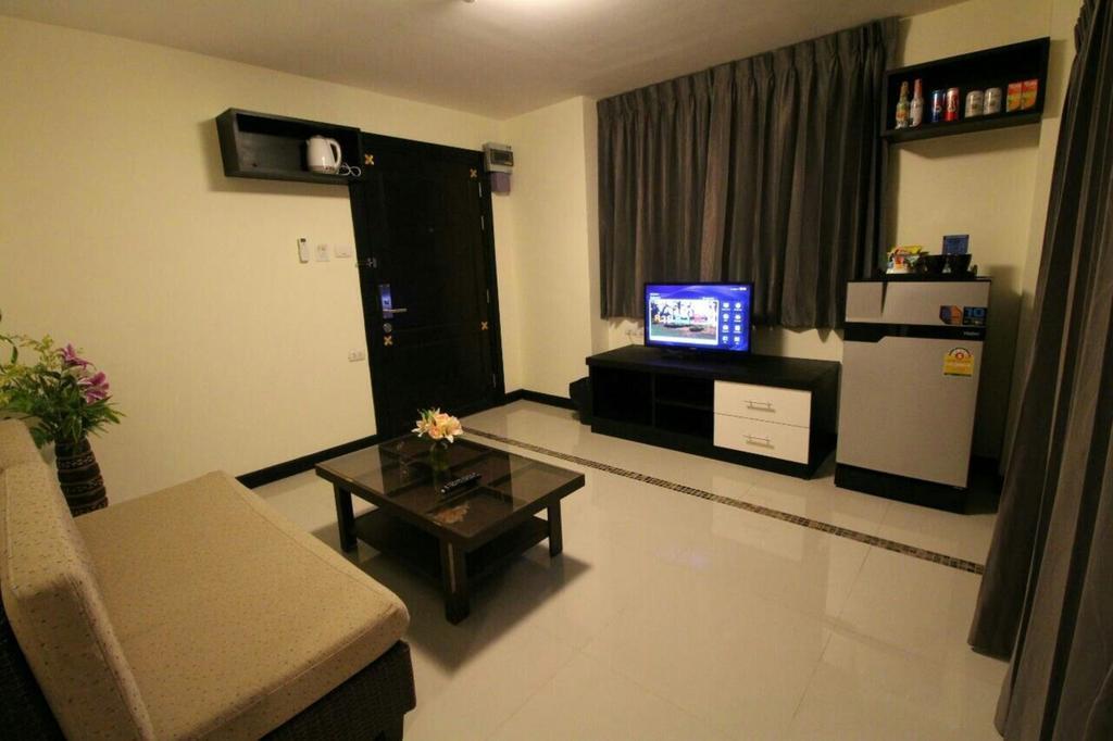Leelawadee Modern Resort Huaykwang - ลีลาวดี ห้วยขวาง Bangkok Dış mekan fotoğraf