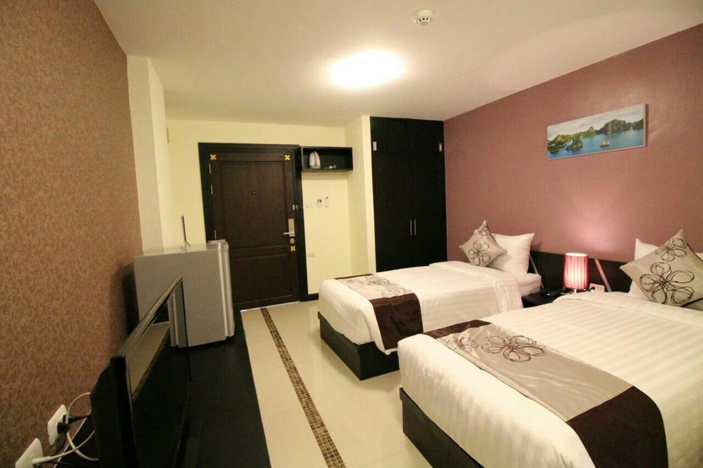 Leelawadee Modern Resort Huaykwang - ลีลาวดี ห้วยขวาง Bangkok Dış mekan fotoğraf
